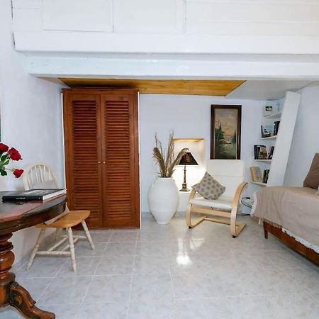Ferienwohnung Chrysa S House Hydra  Exterior foto